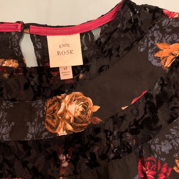 Knox Rose Size XL blouse. Semi sheer, black, flowy floral print. - Picture 2 of 3